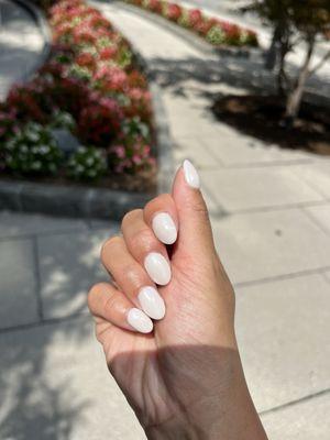 pearl chrome dip manicure