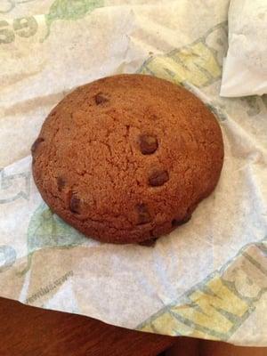 The burnt and overbooked cookie I waited 20+ minutes for