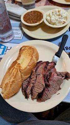 That absolute boat of Texas toast makes the 1/2 lb. of brisket look insufficient.