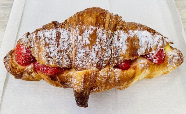 Strawberry Lemon Cream Croissant