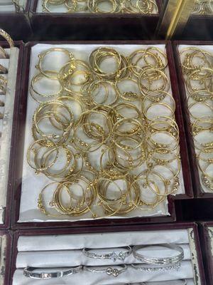 Yellow gold bangles