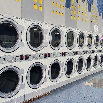 * World Largest Coin Laundry
* 108 Washers & 120 Dryers
* No wait for Wash/Dry