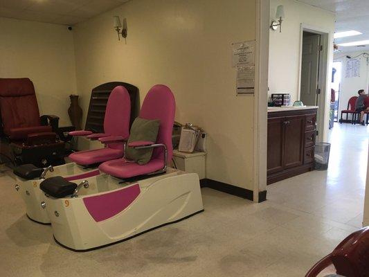 Kiddie pedicure chairs