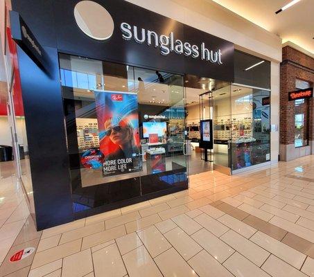 Sunglass Hut