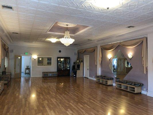 Second ballroom