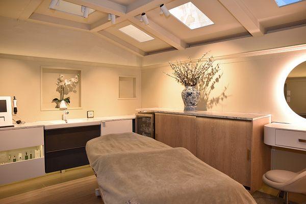 Skin care treatment room