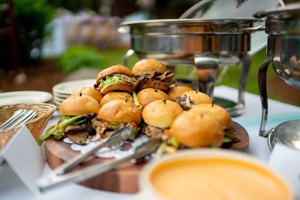 Chimichurri beef sliders