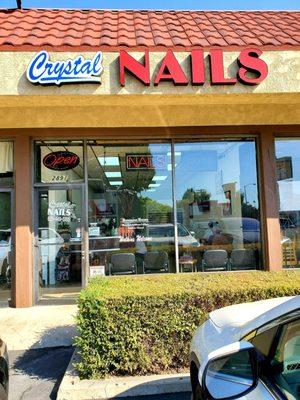 Crystal Nails is located on Colorado Blvd and Sunnyslope Ave in Pasadena. The same small strip plaza as Oseyo Shabu Shabu and across KFC.