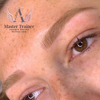 Microblading and powder combination brows