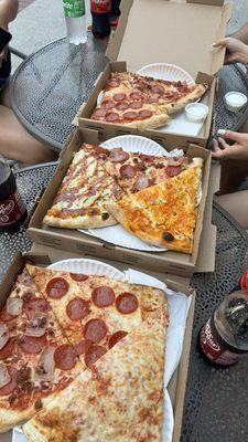 Original Ny Cheese Pizza, Pepperoni Pizza, Bbq Chicken Pizza, Meat Lover's Pizza