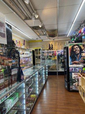 Vape & Smoke Shop - Biscayne