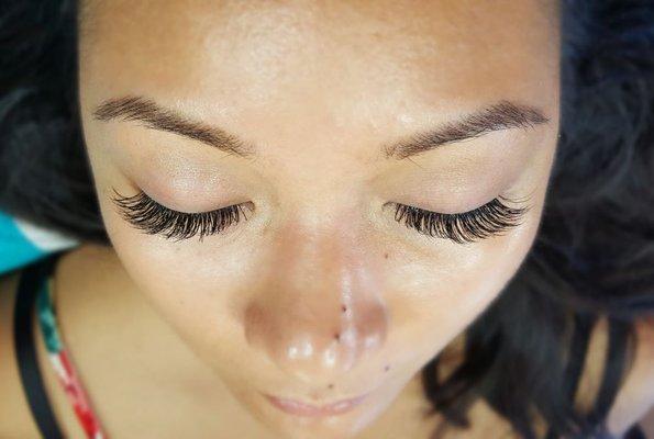 Beautiful Classic Lashes