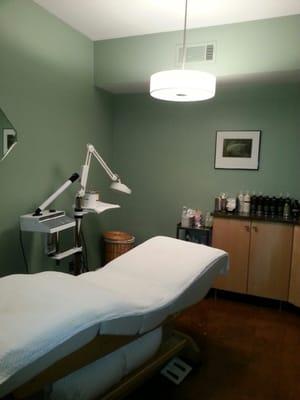 A Facial Room at Ben E Salon Spa