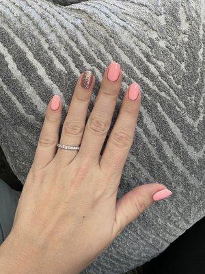 Beautiful no-chip mani by Grace