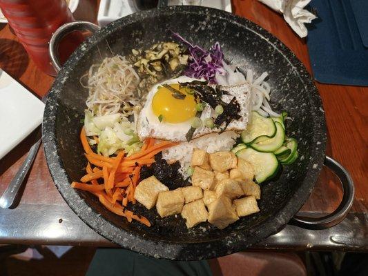 Dol sot bibimbap