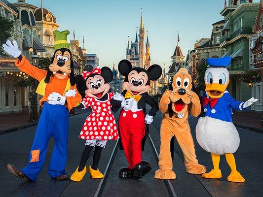 Mickey and the crew having fun on mainstreet.