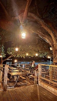 Nice outdoor patio by Lake Austin