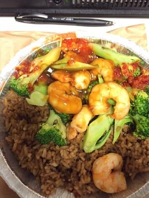 Shrimps and broccoli over brown rice, extra spicy and extra shrimps. This is my usual and for $5.50 I'm one happy camper.