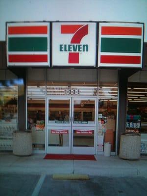 The front of 7-11