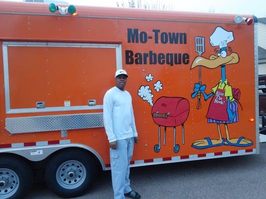 Trailer Logo graphics for Mo-Town BBQ.