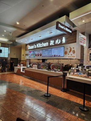 They are in the food court. The mall locater doesn't list them yet.