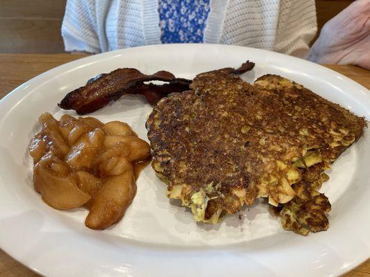 2 Slices French Toast and bacon