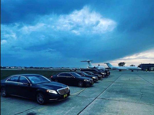 High-end car service Newark, NYC private airport chauffeur, Newark VIP transfer, premium black car JFK, executive ride EWR, luxury limo NJ,