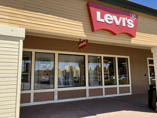 Levi's Outlet Store