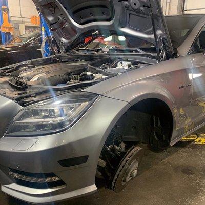 | 2014 Mercedes Benz CLS 550 | - Replaced two front side air suspension struts