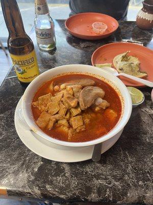 Menudo con Tortillas Hechas a Mano, Chicharron Gordita, y un Pacifico