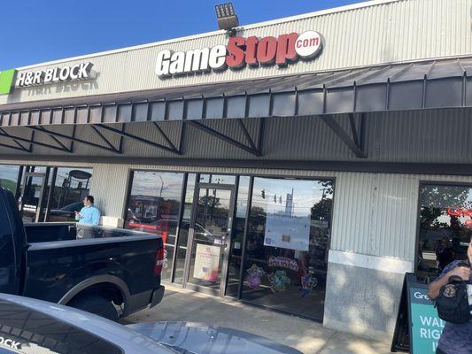 GameStop