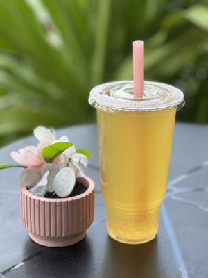 Lychee green tea but no ice!