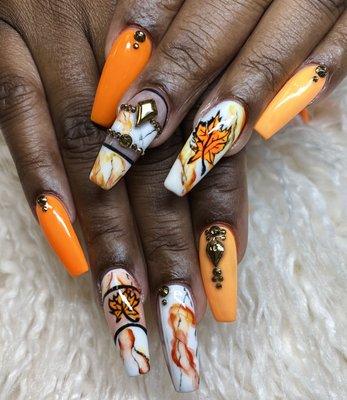 Fall Nails  @tammynailspa #simplenailsdesign #nailsintracy #nailsalonintracy #tammynailstracy #softcoffinnailsart #bestnailsalonintracy