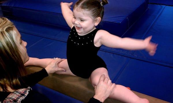 Jenna-age 2-splits on the small beam