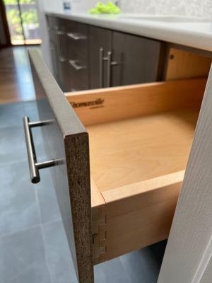 drawer edge