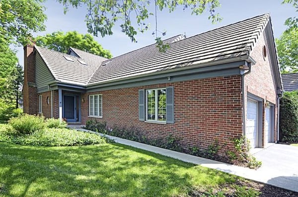 17 Southgate Ct, Burr Ridge, IL