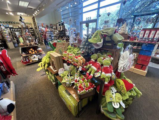 Grinch display!!