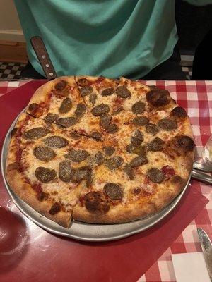 Sausage 14" Pizza