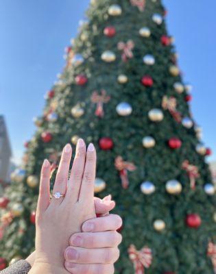 Almond French gel powder mani with pearl