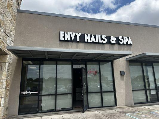 Salon in Manor TX