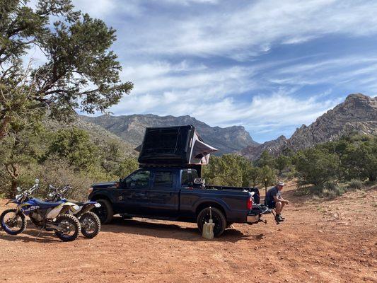 Rig with dirt bikes on Rocky Gap road outside Red Rock Canyon National Park.