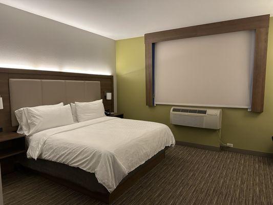 Holiday Inn Express & Suites Fremont - Milpitas Central, an IHG Hotel