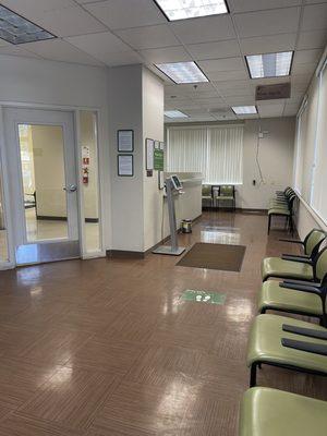 Nice and clean waiting room. Check in was fast and automated. Thank you Monica for a Five Star Blood draw. Julie A