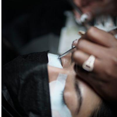 DMV's #1 Eyelash Extension destination. Serving Washington DC, MD & VA - Lash Extensions & Lash Lifts