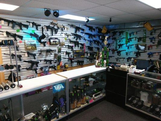 100 plus paintball markers in stock trade-ins welcome, full repair! cash paid for all paintball gear in any condition FULL REPAIR