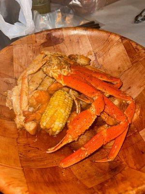 1lb 1/2 Lb Snow Crab Legs with 1 Item Combo