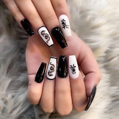 Dragon nails