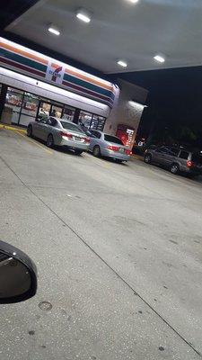 7 Eleven Big Bend & 301