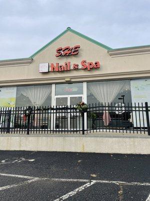 S.H.E Nail & Spa