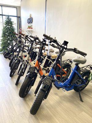 QBEAR eBikes & eScooters